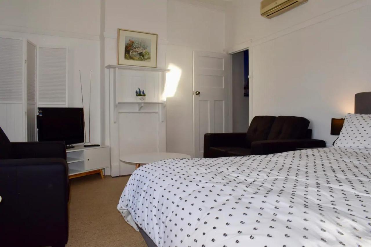 Cosy 3 Bedroom In Trendy Haberfield Gasthof *